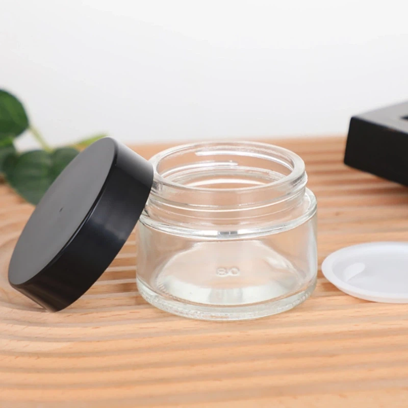 Cosmetische glazen potten